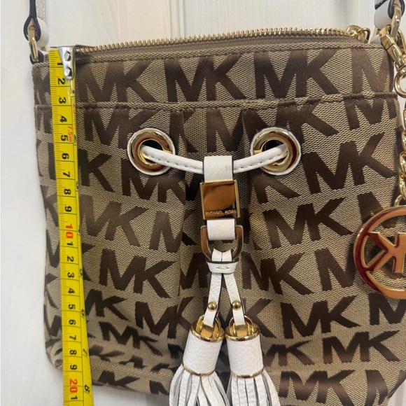 Michael Kors Brown Logo Crossbody with White Tassel and Gold Charm - NWOT - Picture 5 of 6